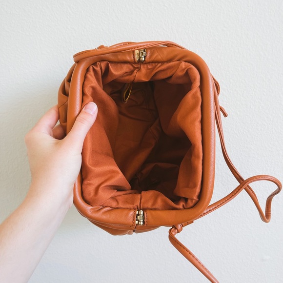 Quilted Clutch Pouch Bag - Picture 4 of 5